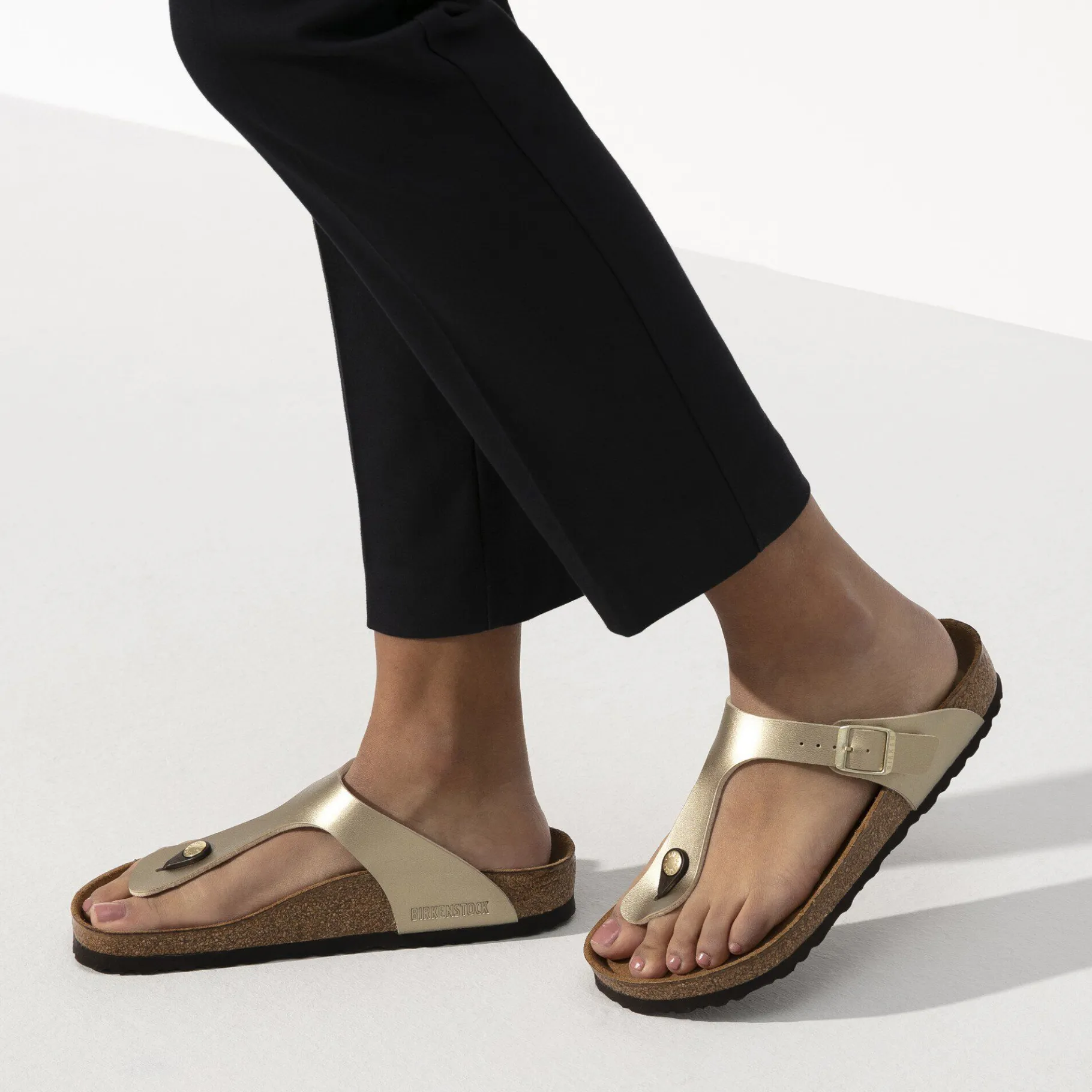 Flash Sale Birkenstock Gizeh Gold