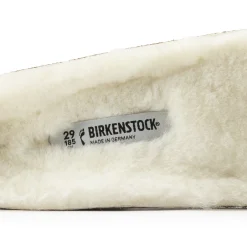 Shop Birkenstock Kids Lammeskind Fodseng Zermatt Sandshell/Creme