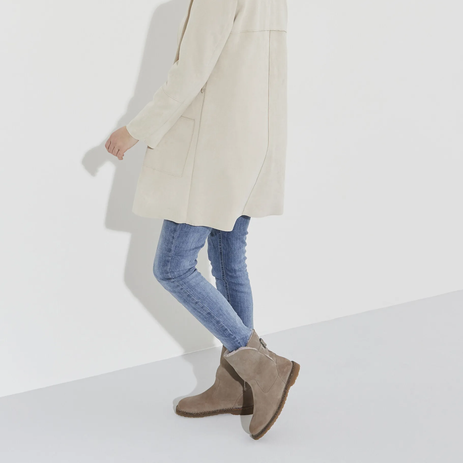Shop Birkenstock Uppsala Lammeskind Gray Taupe